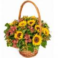 Цветы в корзинах